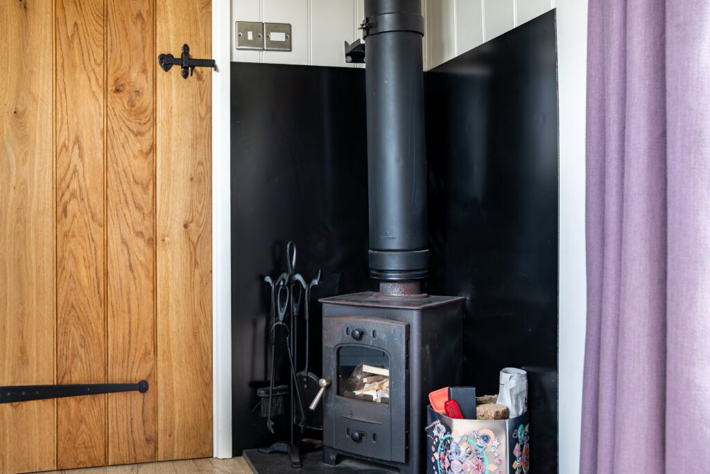 There's a log burner that will keep you cosy in winter